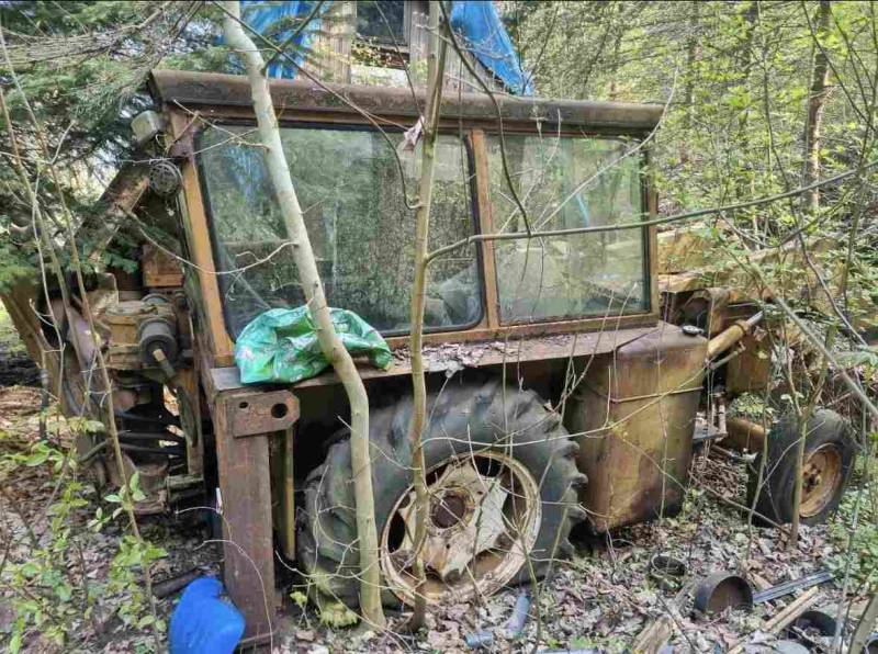 Opuszczony Ursus ostrówek w Dolnośląskie – znalezisko truck mechanic